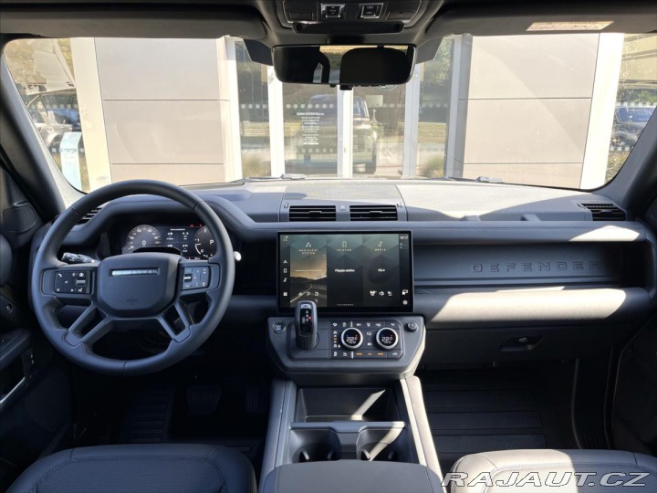 Land Rover Defender 3,0 110 X-Dynamic SE D250 2026