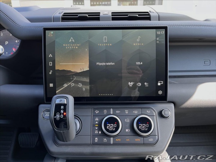 Land Rover Defender 3,0 110 X-Dynamic SE D250 2026