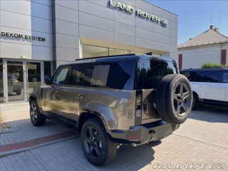 Land Rover Defender 3,0 110 X-Dynamic SE D250 2026