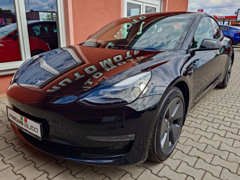Tesla Model 3 Long Range Dual Motor 366