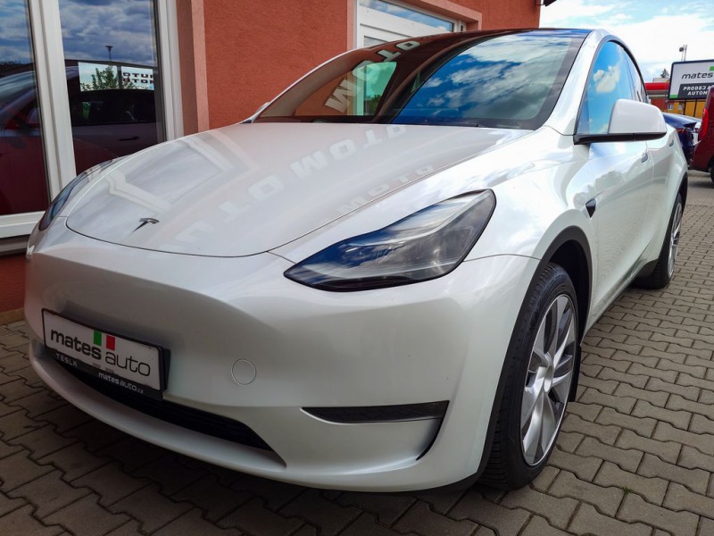 Tesla Model Y Long Range dual motor, 37