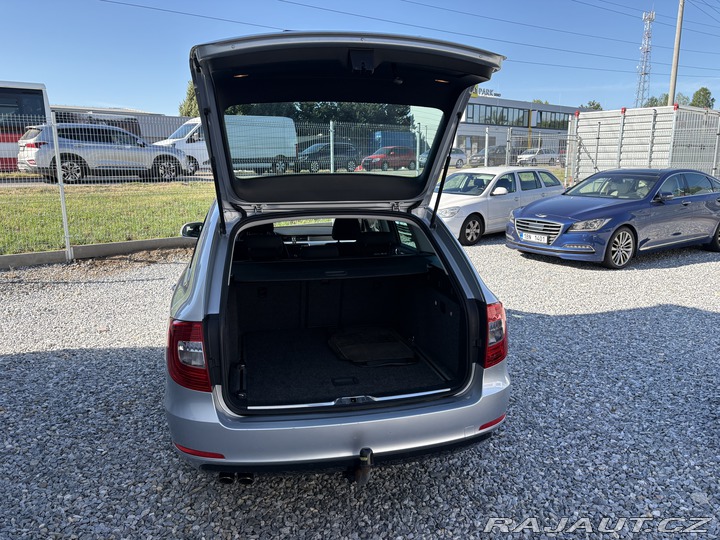 Škoda Superb 2.0TDi Combi DSG 2014