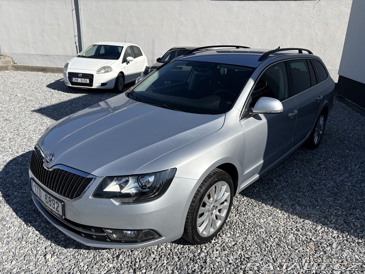 Škoda Superb 2.0TDi Combi DSG 2014