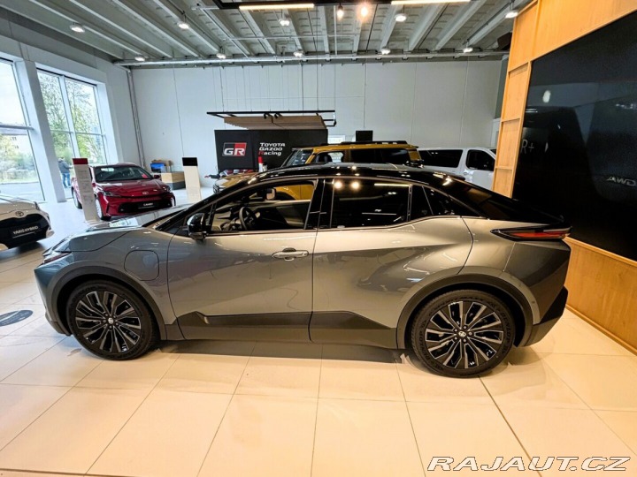 Toyota C-HR 4X4 Executive 343k 1800