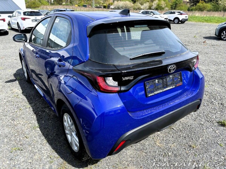 Toyota Yaris 1,5 Comfort HEV 116 CVT 1800