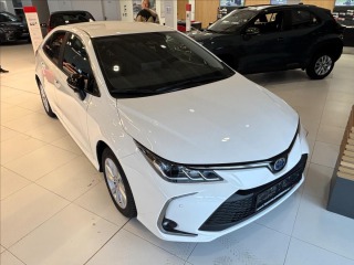 Toyota Corolla 1,8   SD Comfort HEV