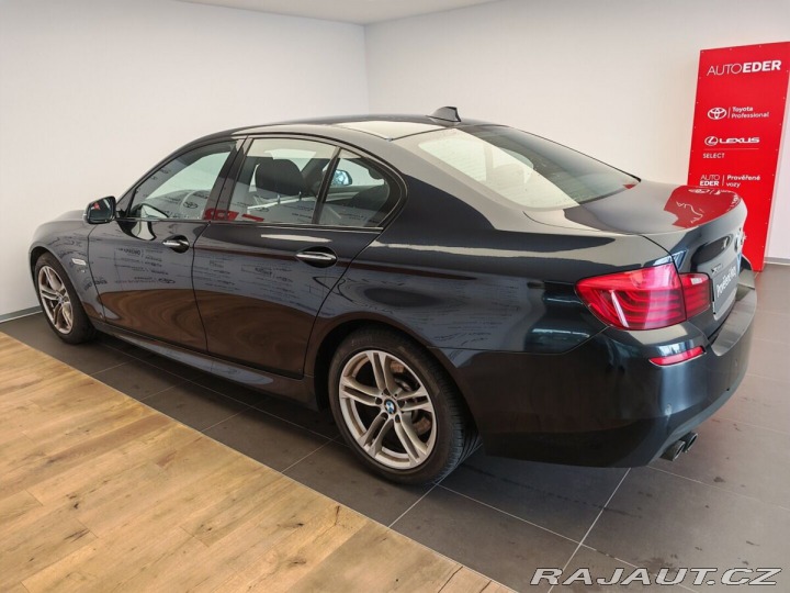 BMW 5  2017