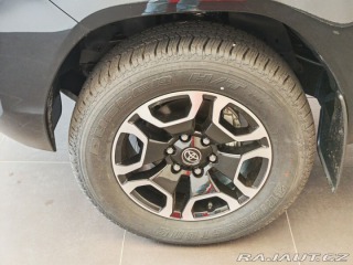 Toyota Hilux  1800
