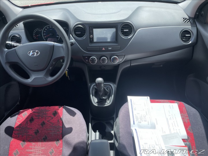 Hyundai i10 1,0 i 49kw ESP CZauto 1ma 2018