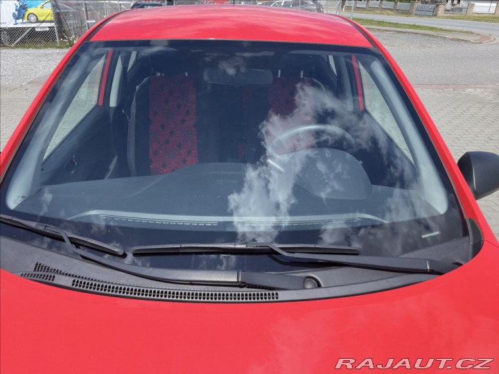 Hyundai i10 1,0 i 49kw ESP CZauto 1ma 2018