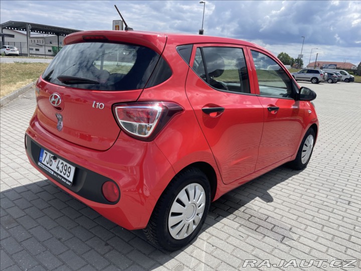 Hyundai i10 1,0 i 49kw ESP CZauto 1ma 2018