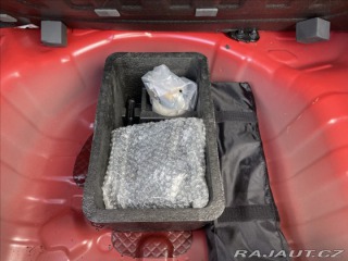 Hyundai i10 1,0 i 49kw ESP CZauto 1ma 2018