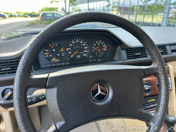 Mercedes-Benz 124 230E 97kw 1986