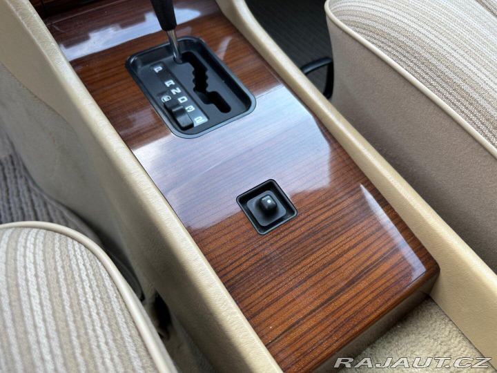 Mercedes-Benz 124 230E 97kw 1986