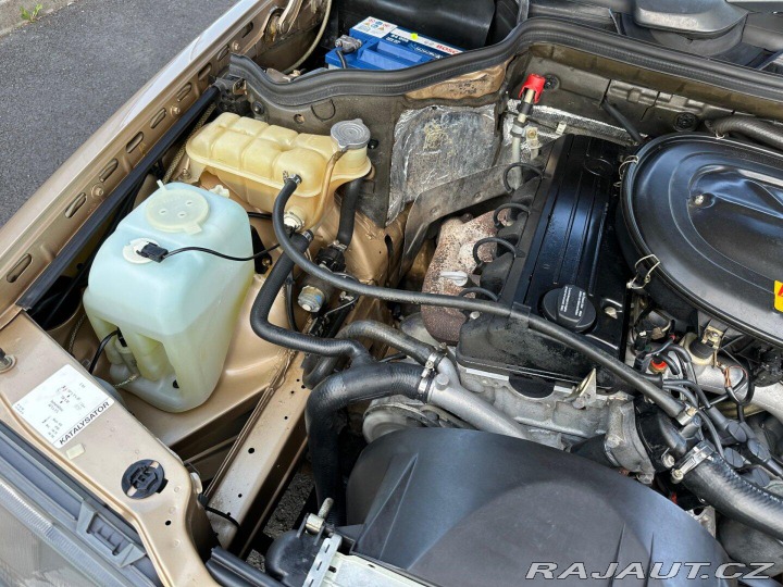 Mercedes-Benz 124 230E 97kw 1986