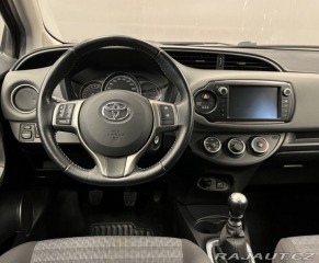 Toyota Yaris VVT-i Active 2016