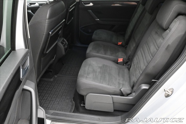Volkswagen Touran 2,0 TDI 110kW DSG Záruka 2016