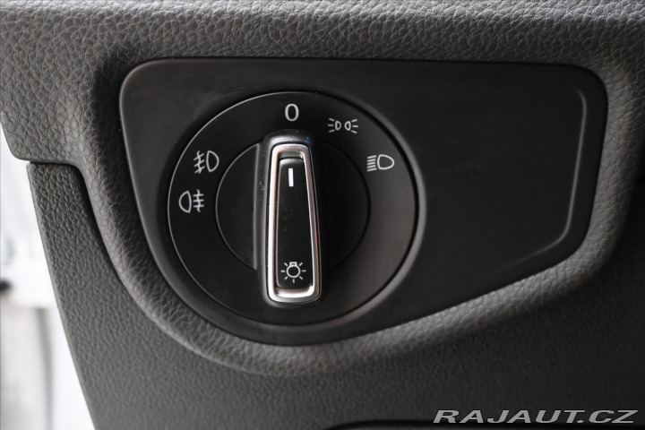 Volkswagen Touran 2,0 TDI 110kW DSG Záruka 2016