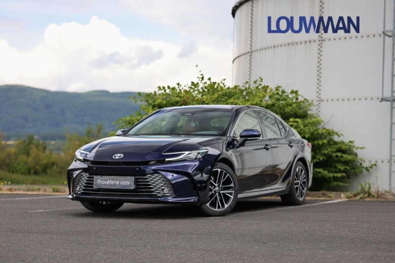 Toyota Camry 2.5 HEV CVT Prestige