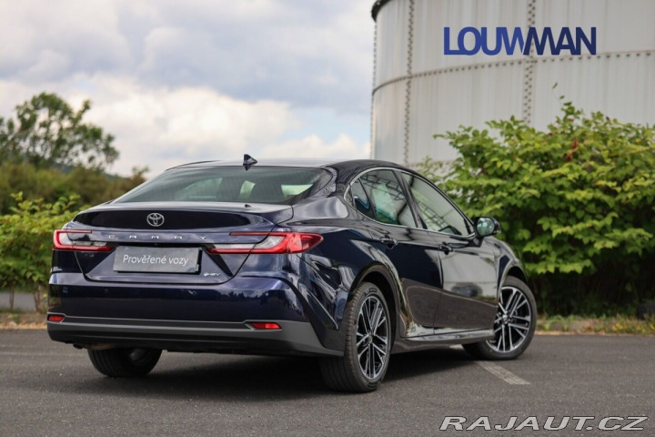 Toyota Camry 2.5  HEV CVT Prestige 2026