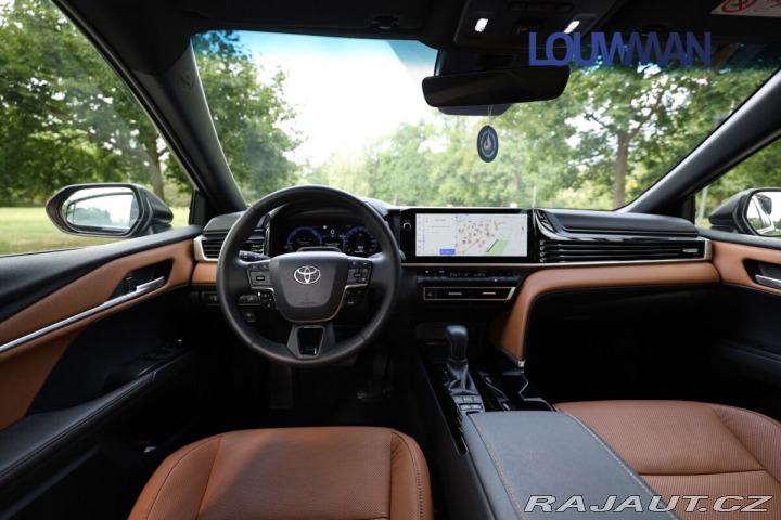 Toyota Camry 2.5 HEV CVT Prestige 2026