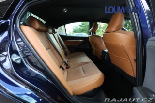 Toyota Camry 2.5 HEV CVT Prestige 2026