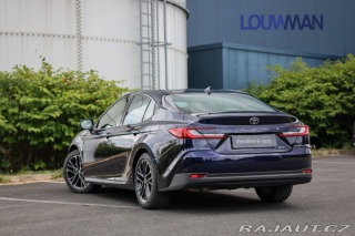 Toyota Camry 2.5 HEV CVT Prestige 2026