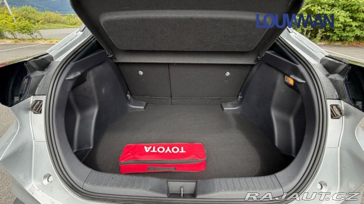 Toyota C-HR 1.8L HEV CVT  Style 2024