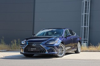 Lexus  ES 300h 300H 2,5 HEV LUXURY