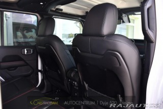Jeep Wrangler 3.6L AWD RUBICON 4tisKM 2025