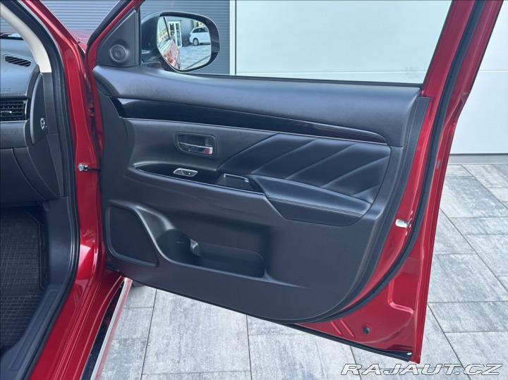 Mitsubishi Outlander 2,4 PHEV 224PS Diamant 4 2019