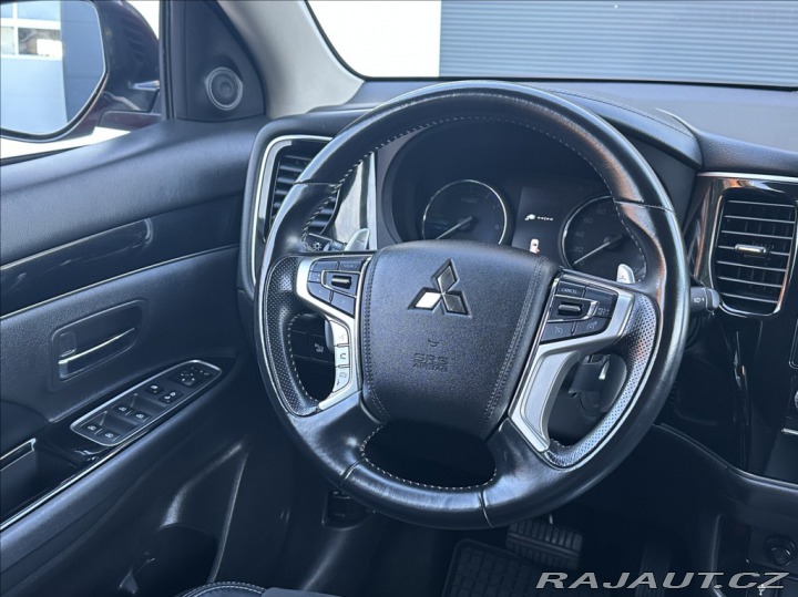 Mitsubishi Outlander 2,4 PHEV 224PS Diamant 4 2019