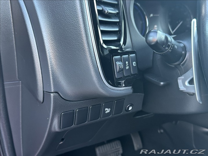 Mitsubishi Outlander 2,4 PHEV 224PS Diamant 4 2019