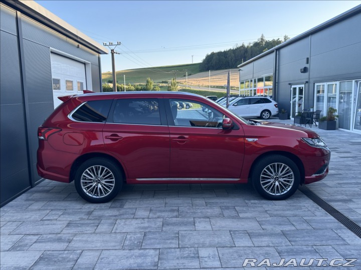 Mitsubishi Outlander 2,4 PHEV 224PS Diamant 4 2019