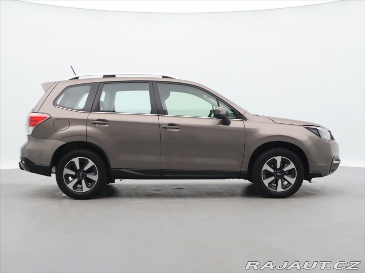 Subaru Forester 2,0 i-L 110kW Comfort 4x4 2016