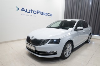 Škoda Octavia 2,0 TDI NAVI KEYLESS VÝHŘ