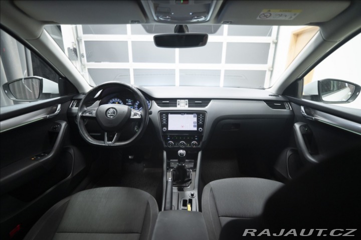 Škoda Octavia 2,0 TDI NAVI KEYLESS VÝHŘ 2017