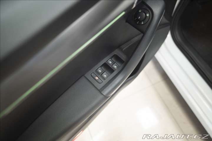 Škoda Octavia 2,0 TDI NAVI KEYLESS VÝHŘ 2017