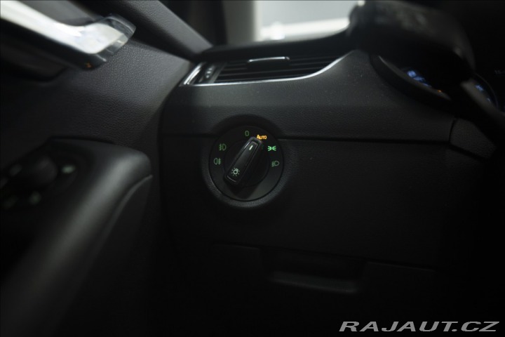 Škoda Octavia 2,0 TDI NAVI KEYLESS VÝHŘ 2017