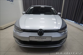 Volkswagen Golf 1,5 eTSI DSG KAMERA VÝHŘE 2023
