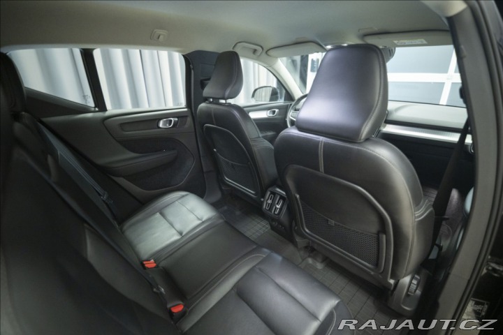 Volvo XC40 2,0 T5 AWD NAVI KAMERA TA 2018