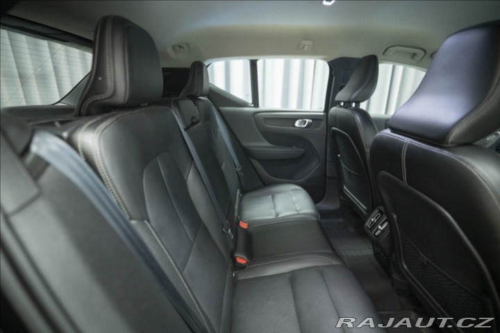 Volvo XC40 2,0 T5 AWD NAVI KAMERA TA 2018