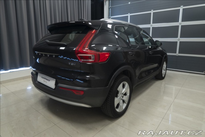 Volvo XC40 2,0 T5 AWD NAVI KAMERA TA 2018