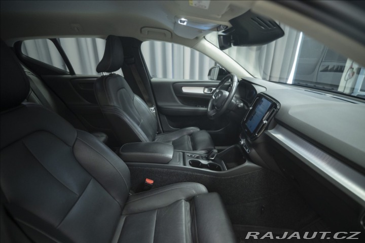 Volvo XC40 2,0 T5 AWD NAVI KAMERA TA 2018