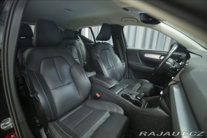 Volvo XC40 2,0 T5 AWD NAVI KAMERA TA 2018