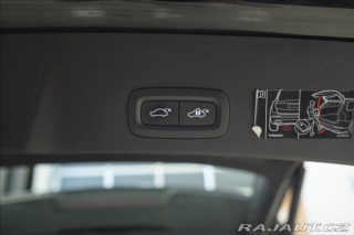 Volvo XC40 2,0 T5 AWD NAVI KAMERA TA 2018