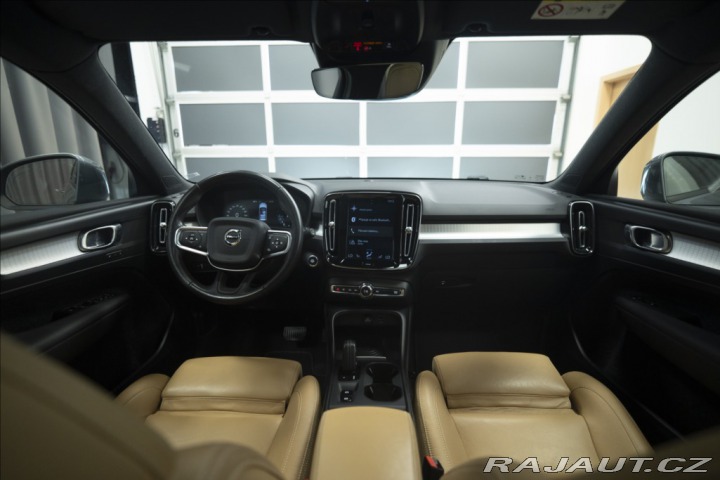 Volvo XC40 2,0 D4 AWD NAVI KAMERA TA 2018