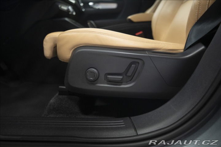 Volvo XC40 2,0 D4 AWD NAVI KAMERA TA 2018