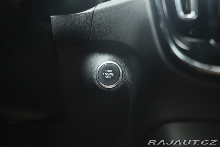 Volvo XC40 2,0 D4 AWD NAVI KAMERA TA 2018