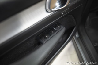 Volvo XC40 2,0 D4 AWD NAVI KAMERA TA 2018
